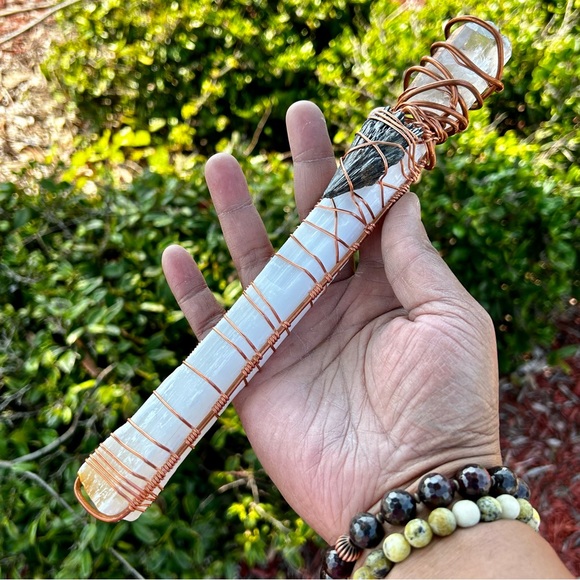 Crystal Wand Crystal, Selenite and Kyanite Chakra Wand Healing Wand Reiki - Picture 3 of 5